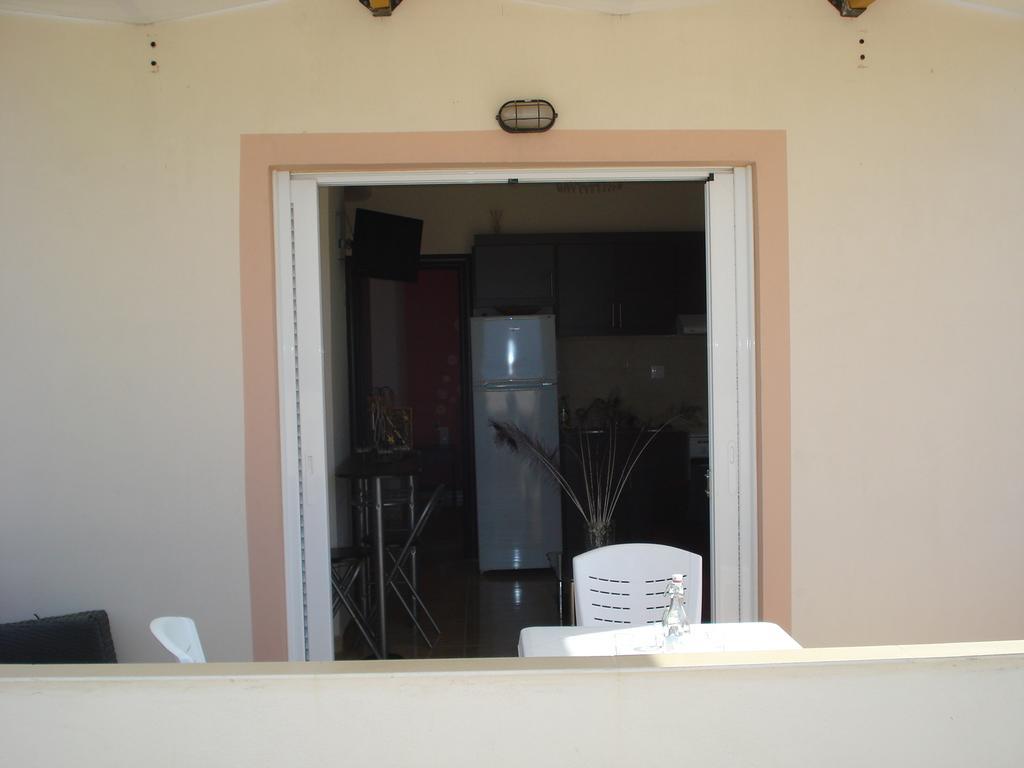 Pyrgos Kissamos Apartment Luaran gambar